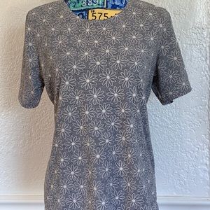 Cathy Daniels top with flowers